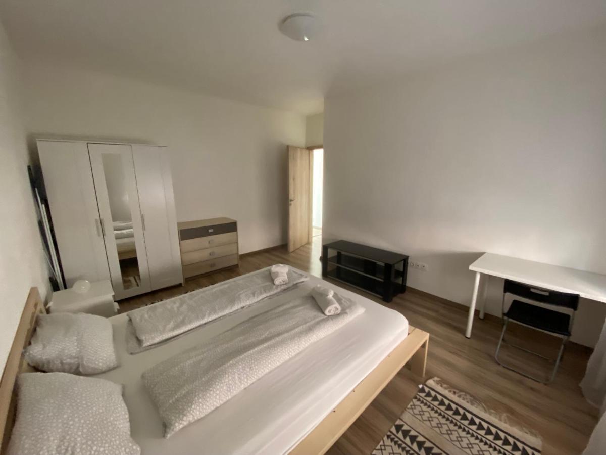 Апартаменты Garden Apartman House Печ Экстерьер фото