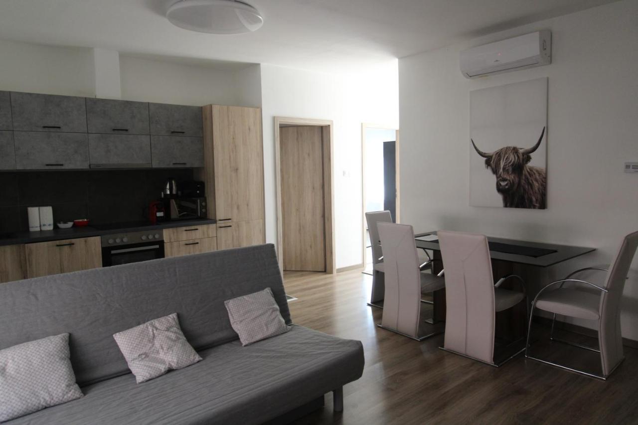 Апартаменты Garden Apartman House Печ Экстерьер фото